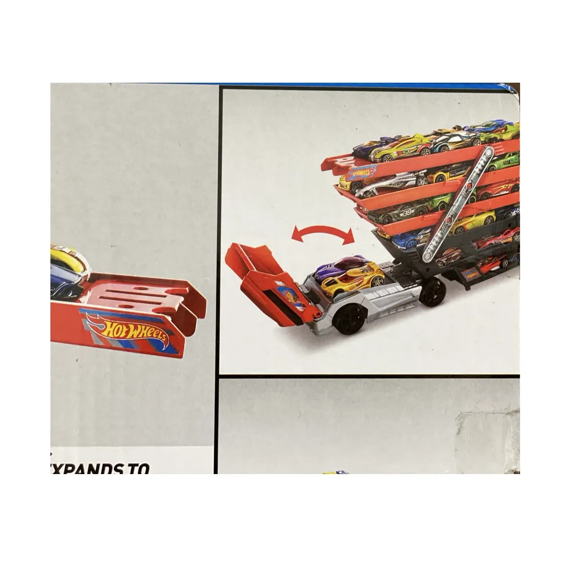 Hot Wheels HW Mega Hauler Holds 50  Cars