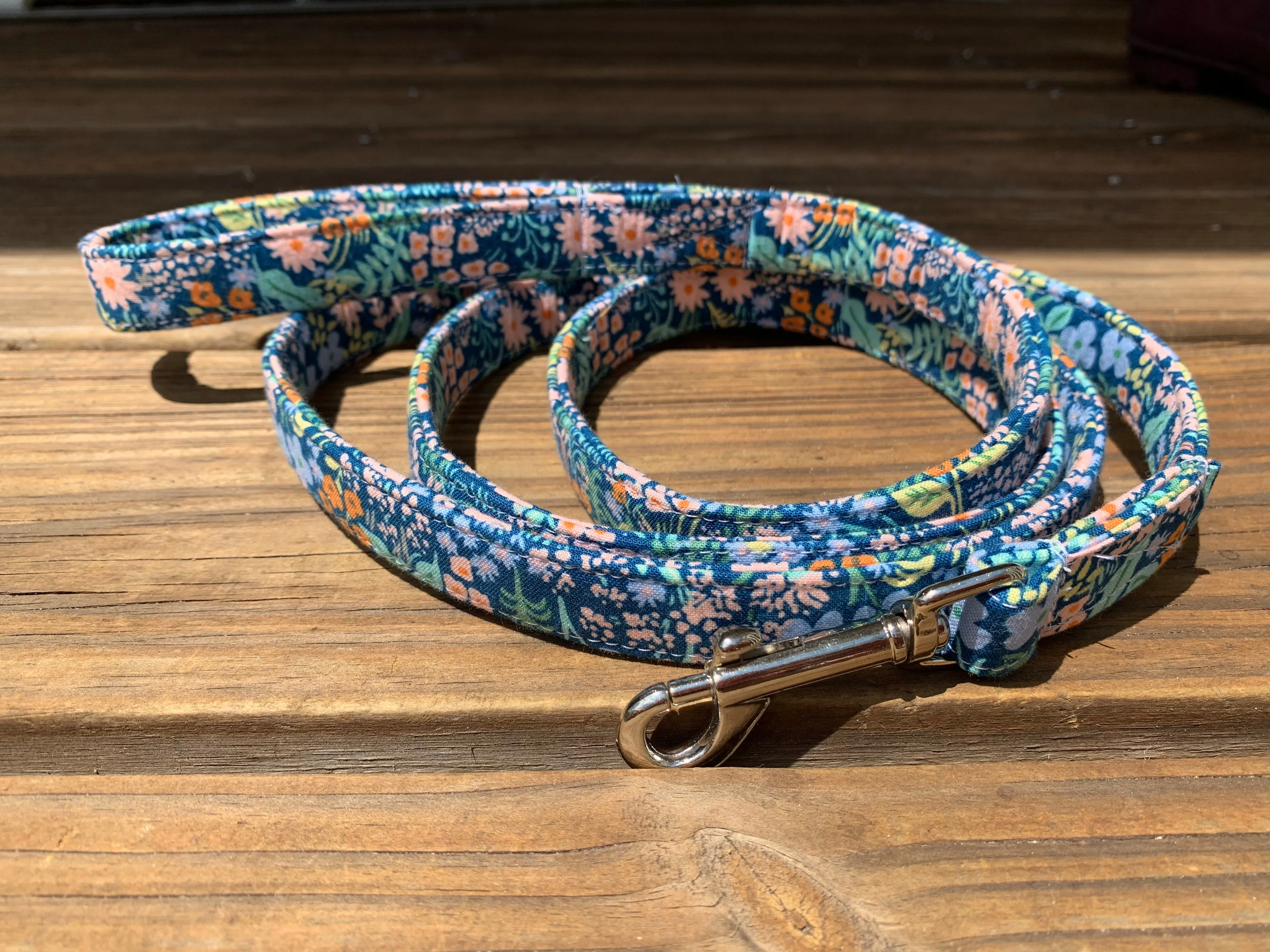 Navy Wildflower Dog Leash